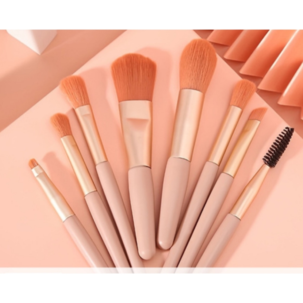 8pcs Travel make-up brushes
